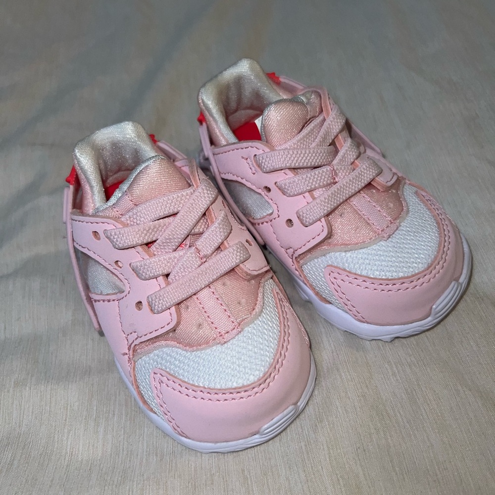 Pink Toddler Nike Huaraches